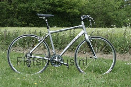 Trek 7.7 FX specificaties